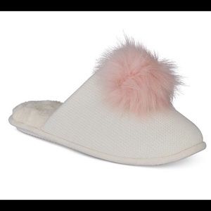I.N.C. ivory knit faux fur pom Pom slippers  11/12